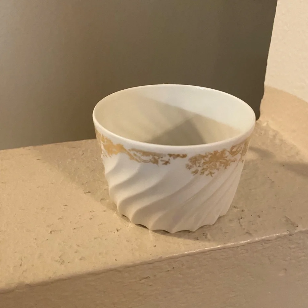 Haviland Ladore Limoges. Elegant Gold and White Tea Cup Set. France. Never Used. - Picture 7 of 12